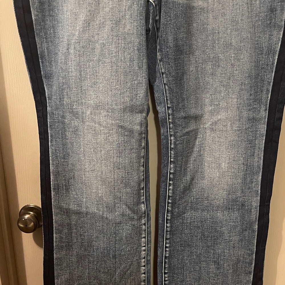 NWT Judy Blue Dark Wash High Rise Straight Leg Minimally Distressed Jeans, 20W - Picture 4 of 9